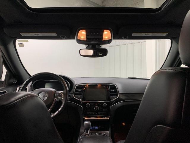Photo of 2021 Velvet Red Pearlcoat Jeep Grand Cherokee