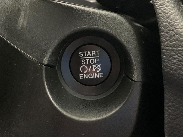 Photo of 2018 Granite Crystal Clearcoat Metallic Jeep Compass