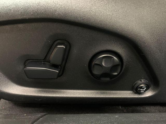Photo of 2018 Granite Crystal Clearcoat Metallic Jeep Compass