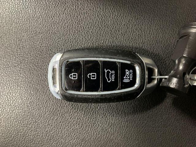 Photo of 2020 Thunder Gray Hyundai KONA