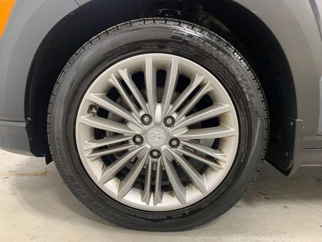 Photo of 2020 Thunder Gray Hyundai KONA