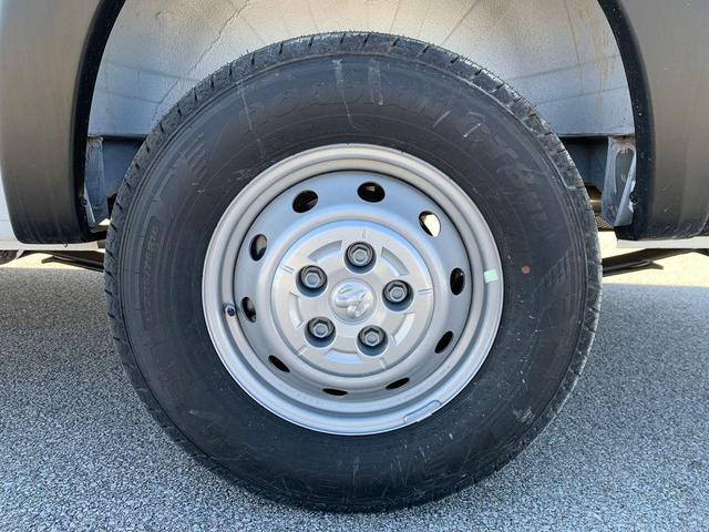 Photo of 2023 Bright White Clearcoat RAM ProMaster 3500 Window Van
