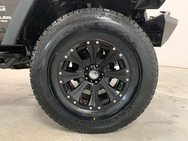 Photo of 2015 Black Clearcoat Jeep Wrangler Unlimited