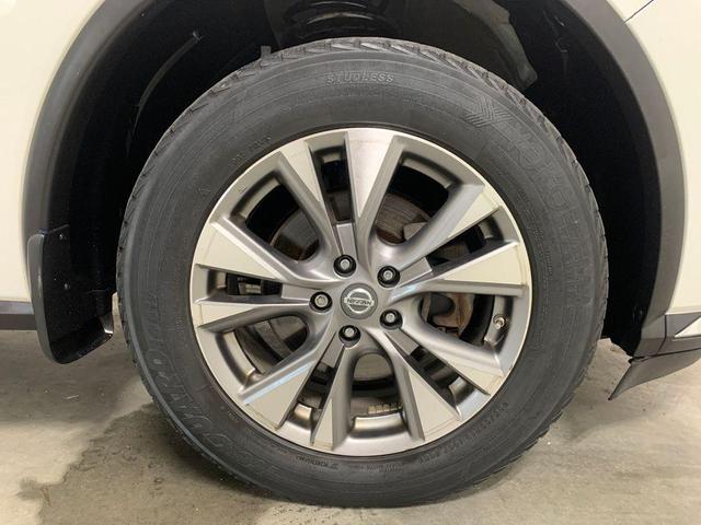 Photo of 2016 Pearl White Nissan Murano