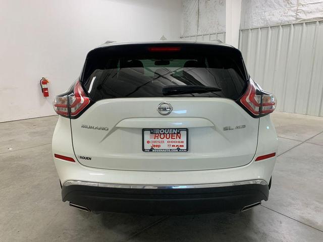 Photo of 2016 Pearl White Nissan Murano