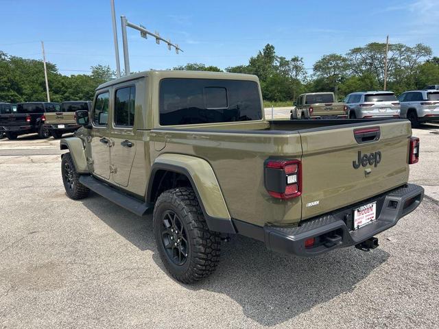 Photo of 2025 41 EXTERIOR PAINT Jeep Gladiator