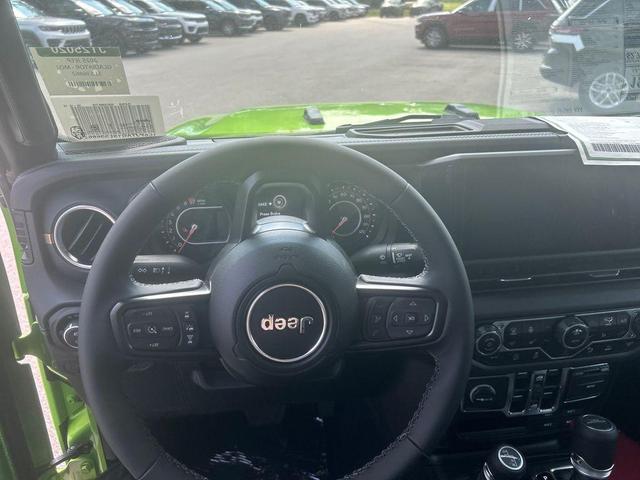 Photo of 2025 Mojito! Clearcoat Jeep Gladiator