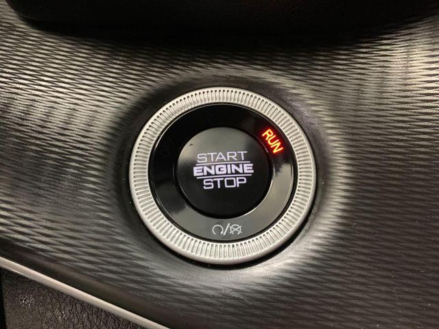 Photo of 2024 Bright White Clearcoat Jeep Grand Cherokee