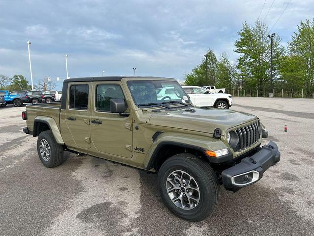 Photo of 2025 41 EXTERIOR PAINT Jeep Gladiator