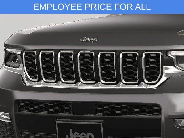 Photo of 2025 Metallic Jeep Grand Cherokee L