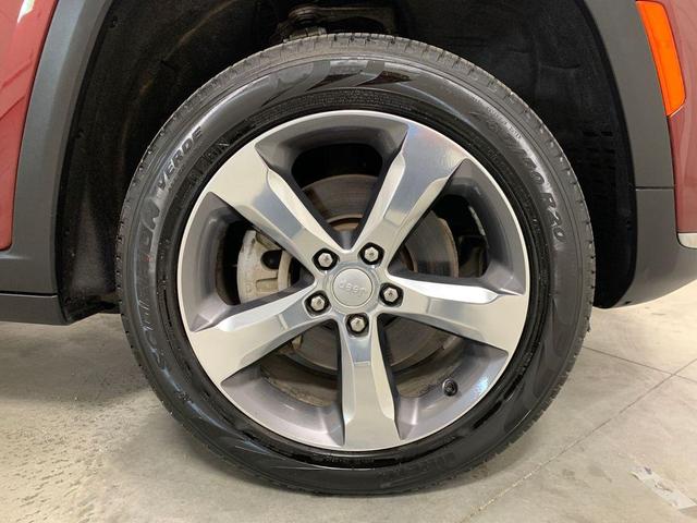 Photo of 2021 Velvet Red Pearlcoat Jeep Grand Cherokee L