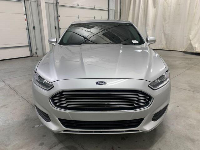 Photo of 2014 Ingot Silver Ford Fusion