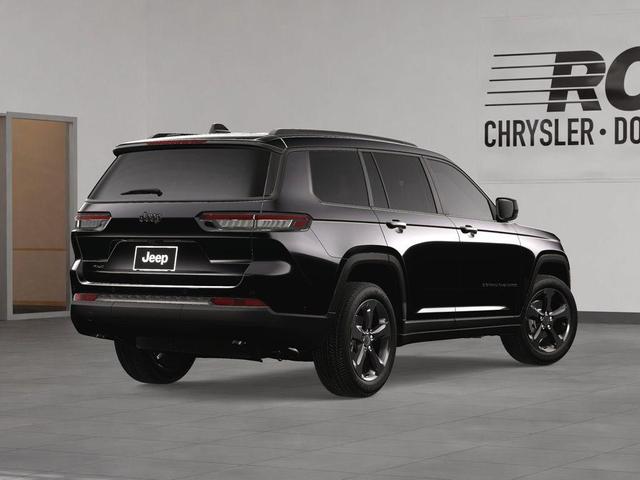 Photo of 2025 Diamond Black Jeep Grand Cherokee L