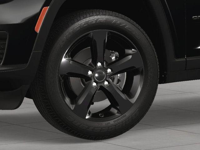 Photo of 2025 Diamond Black Jeep Grand Cherokee L