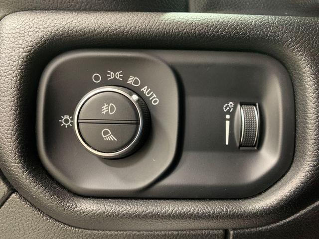 Photo of 2020 Delmonico Red Pearlcoat RAM 1500