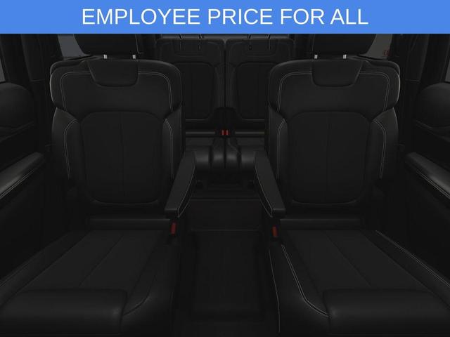 Photo of 2025 Diamond Black Jeep Grand Cherokee L
