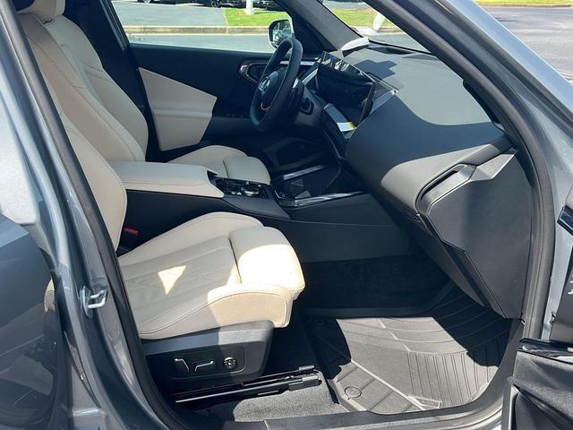 Photo of 2025 Skyscraper Gray Metallic BMW X3