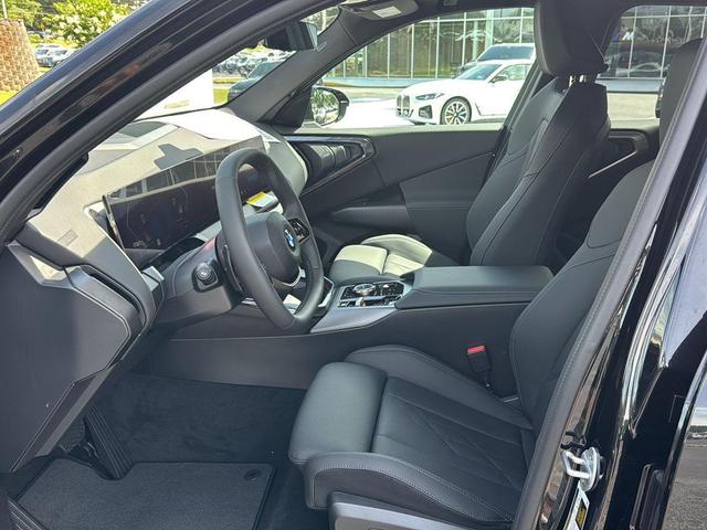 Photo of 2025 Black Sapphire Metallic BMW X3