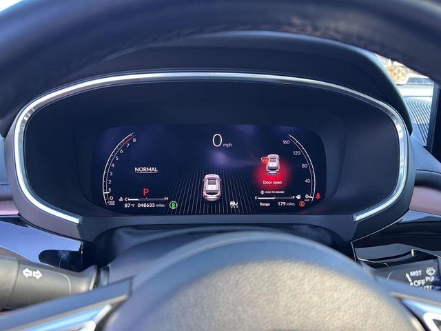 Photo of 2024 Platinum White Pearl Acura MDX