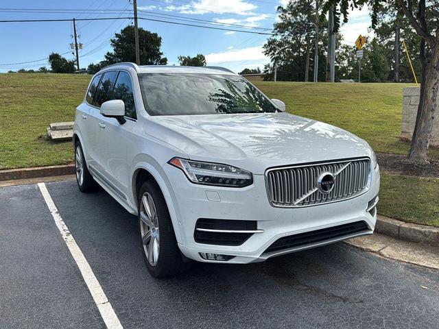Photo of 2018 Ice White Volvo XC90