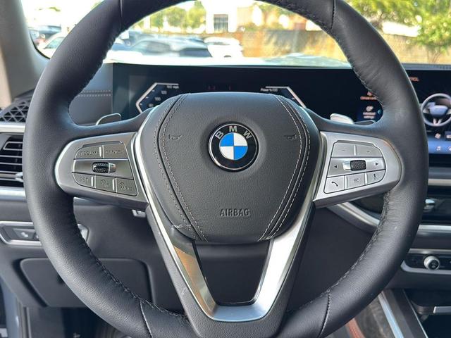 Photo of 2026 Sparkling Copper Metallic BMW X7