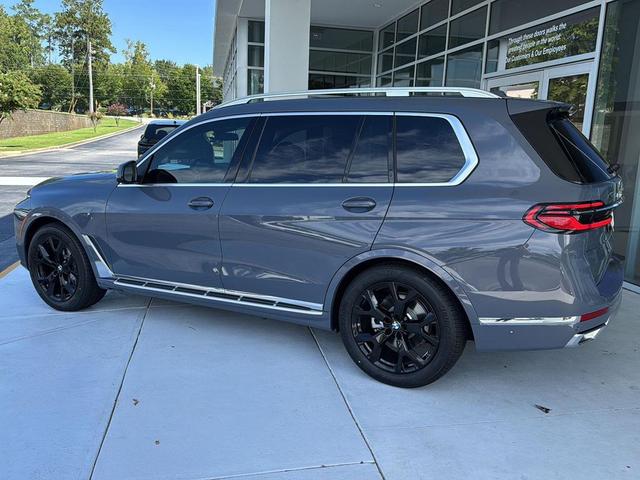 Photo of 2026 Sparkling Copper Metallic BMW X7