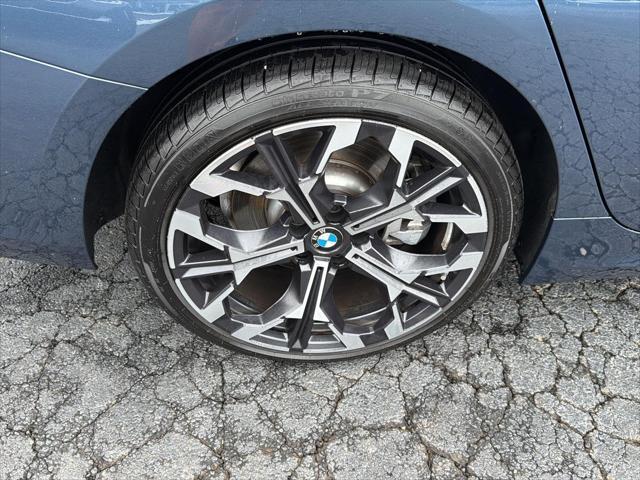 Photo of 2025 BMW 330