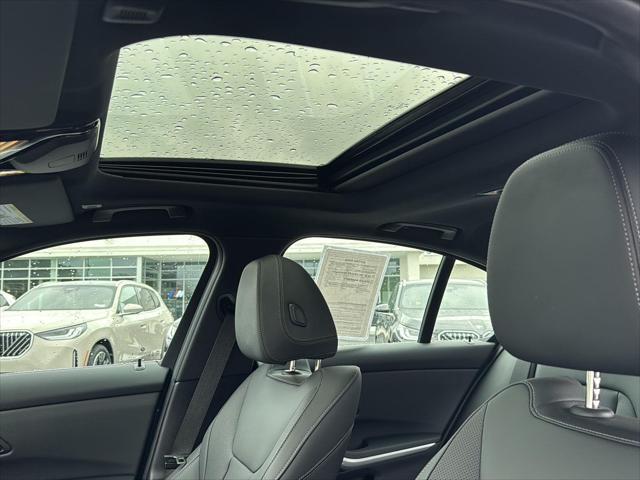 Photo of 2025 BMW 330