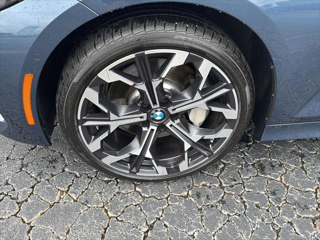 Photo of 2025 BMW 330