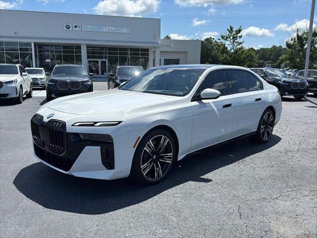 2025 BMW 740