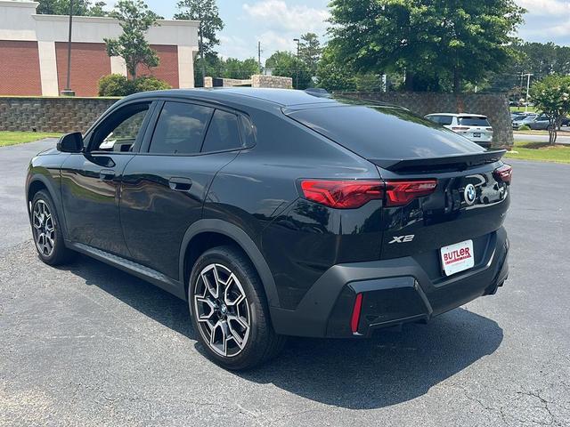 Photo of 2025 BLACK BMW X2
