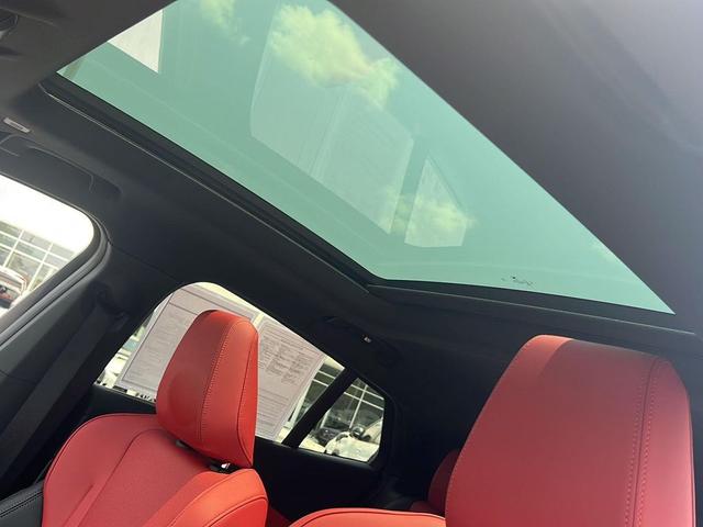 Photo of 2025 BLACK BMW X2