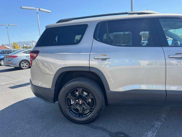 Photo of 2022 Gray GMC Acadia