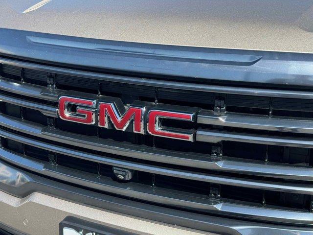Photo of 2022 Gray GMC Acadia