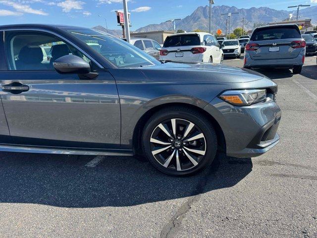 Photo of 2024 Gray Honda Civic