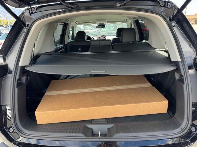Photo of 2025 Crystal Black Pearl Honda Pilot