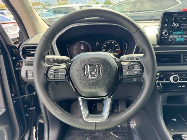 Photo of 2025 Crystal Black Pearl Honda Pilot