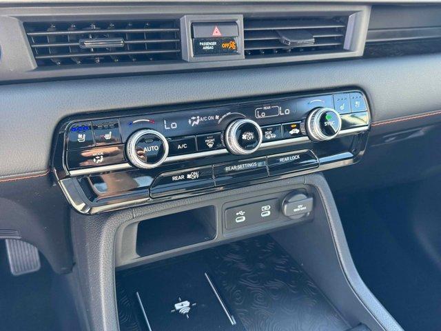 Photo of 2026 Platinum White Pearl Honda Passport