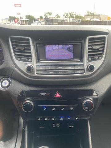 Photo of 2017 Black Noir Pearl Hyundai TUCSON