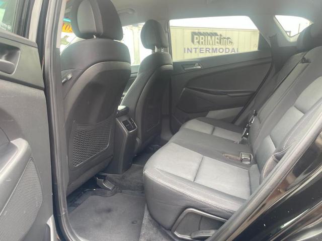 Photo of 2017 Black Noir Pearl Hyundai TUCSON