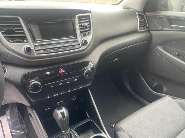 Photo of 2017 Black Noir Pearl Hyundai TUCSON