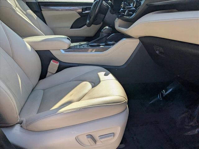 Photo of 2023 Blueprint Toyota Highlander Hybrid