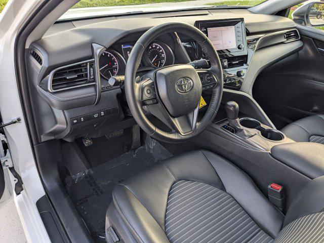 Photo of 2021 Super White Toyota Camry