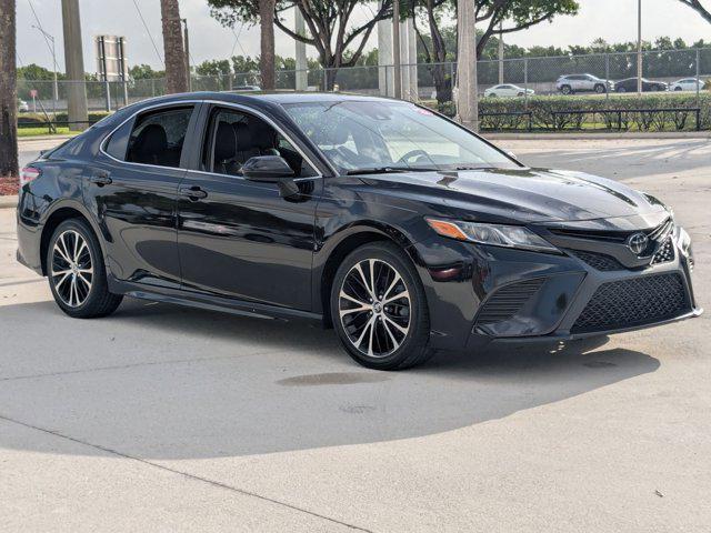 Photo of 2020 Midnight Black Metallic Toyota Camry