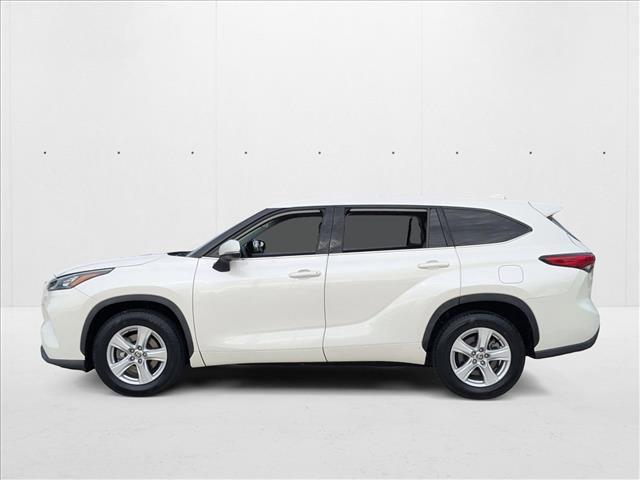 Photo of 2020 Blizzard Pearl Toyota Highlander