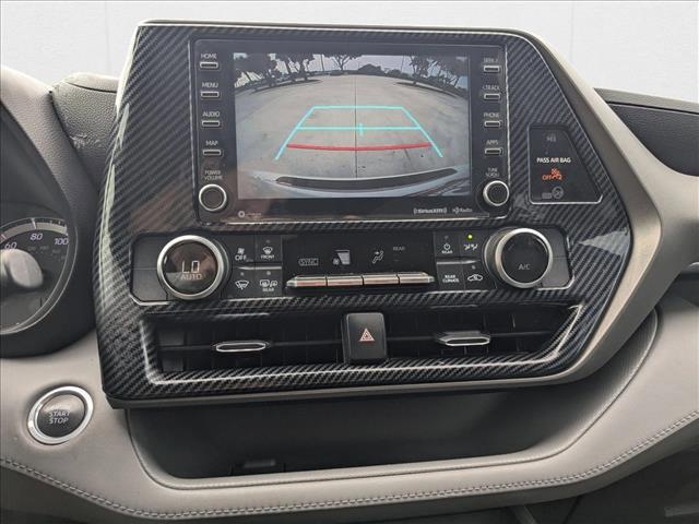 Photo of 2020 Blizzard Pearl Toyota Highlander