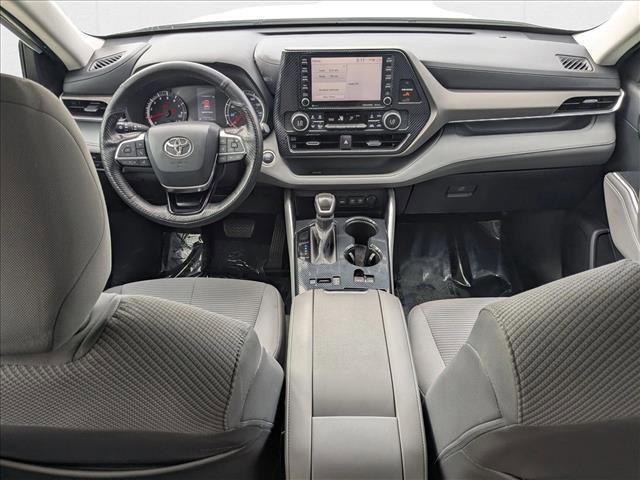 Photo of 2020 Blizzard Pearl Toyota Highlander