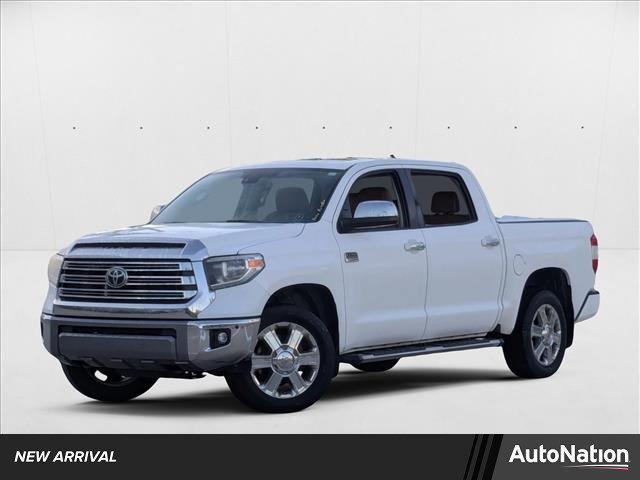 Photo of 2020 Super White Toyota Tundra