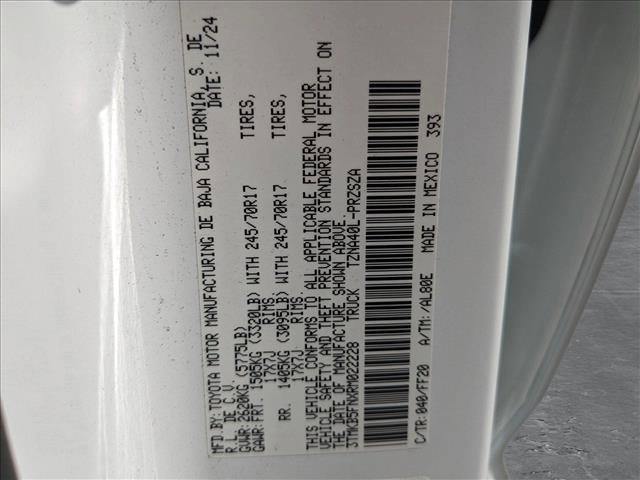 Photo of 2024 Ice Cap Toyota Tacoma