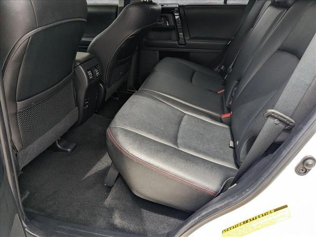 Photo of 2017 Super White Toyota 4Runner